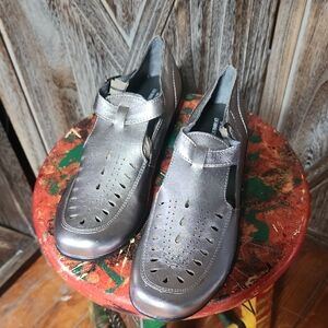 Ros Hommerson Ladies Flats